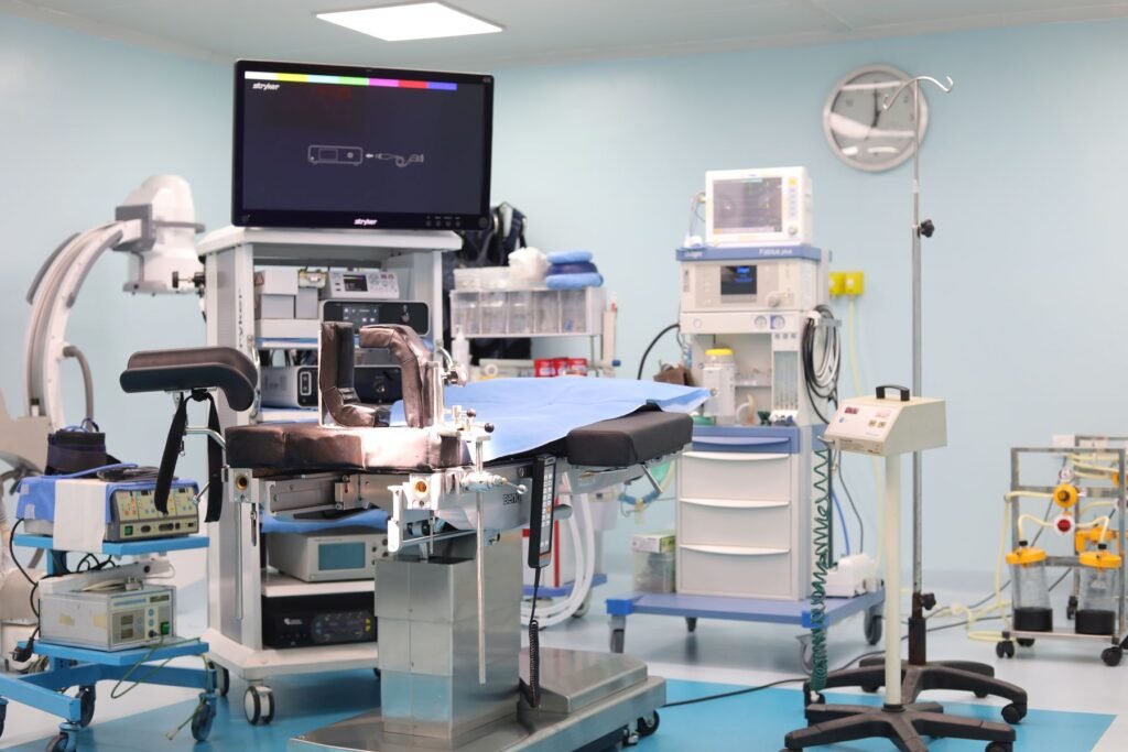 Sala de endoscopia para realizar una colonoscopia
