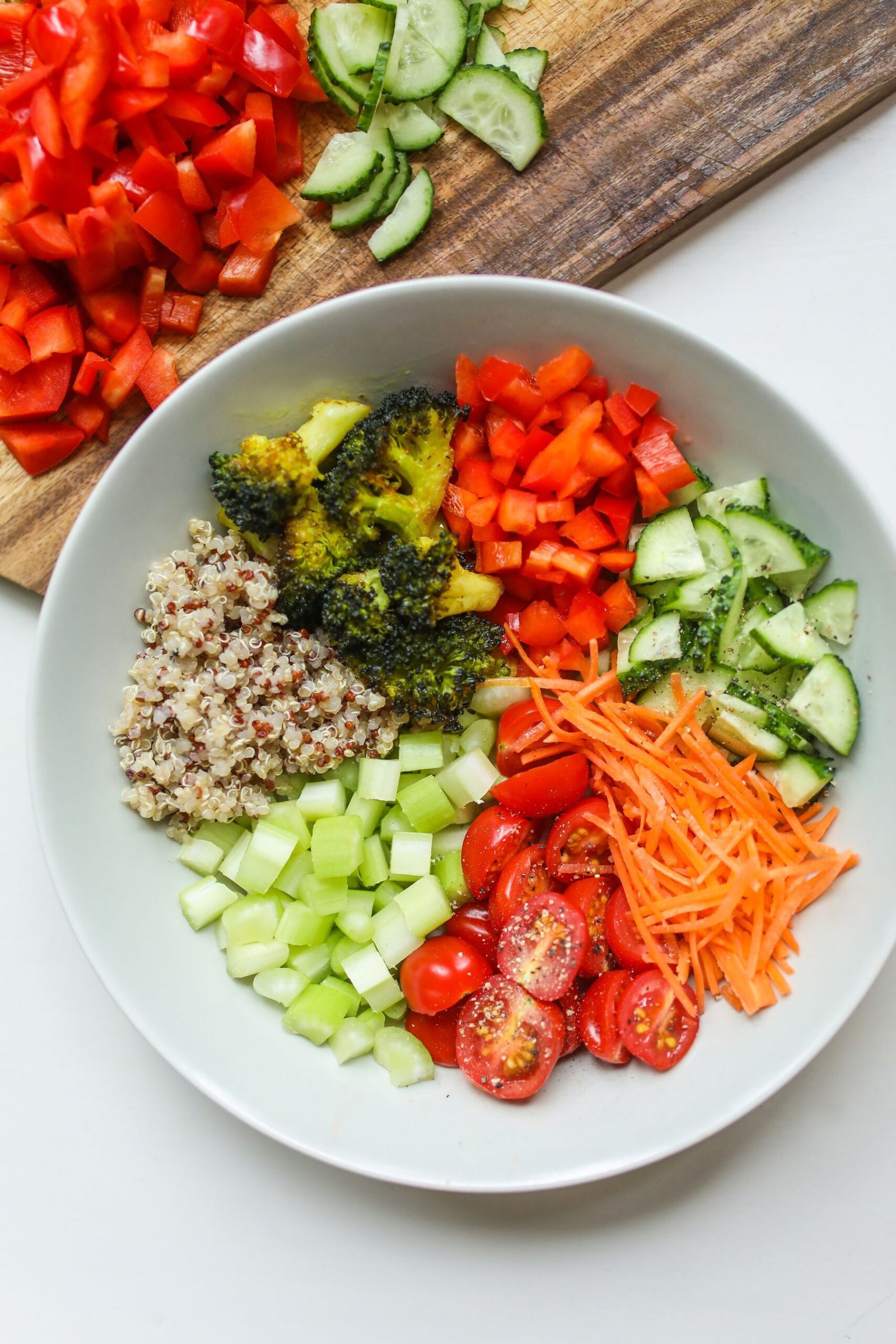 Bowl de verduras y quinoa: la dieta tras la manga gástrica avanza hacia raciones pequeñas y saludables